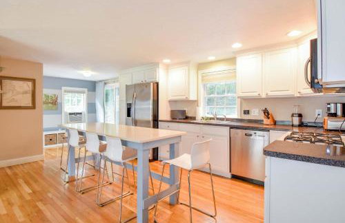 Fully Renovated Walk to Scargo Lake - Foto 11