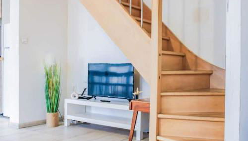 Maison familiale avec extérieur - Photo 4