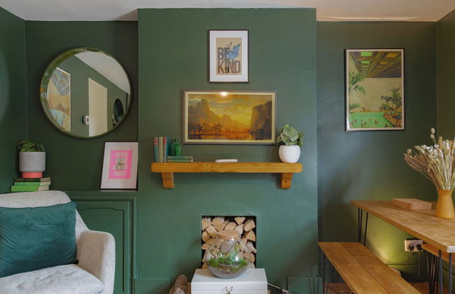 Stunning 2BD in the Heart of Malmesbury - Photo 25