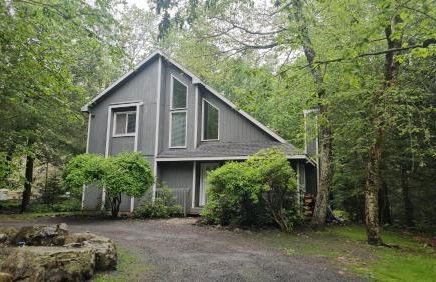 Cozy Retreat in Scenic Poconos - Foto 8