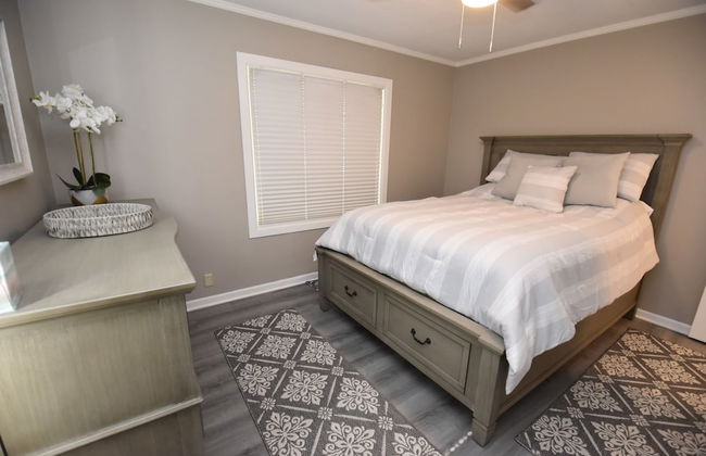 3 Blocks From Nd 3 Bedroom 2 Bath Home 1815 - Foto 12