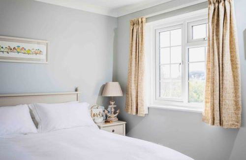 Lilliput Hideaway 5 mins from Sandbanks Beach - Photo 15