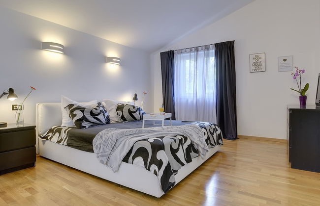 Villa in Pula Near Beach With Private Pool - Foto 3