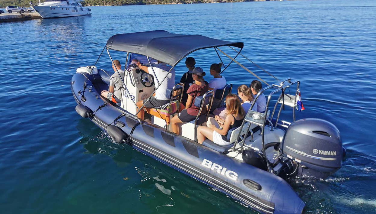 Speedboat for this tour