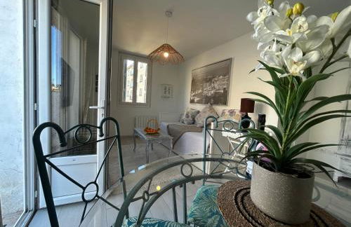 Centre Carcassonne apartment with private sunny terrace - Foto 13