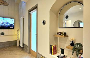 Newly Renovated Gem - Free Parking & Modern Comfort - Foto 23