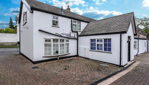 Donington Cottage Apt 6 - Photo 5