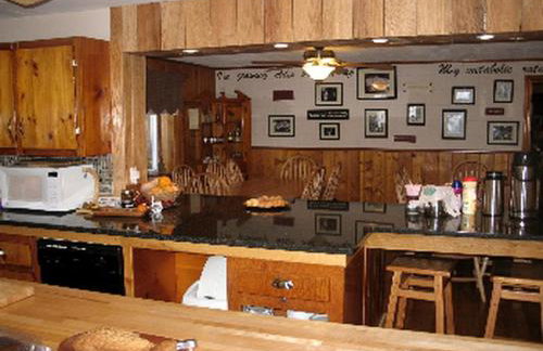 Rustic Lodge Rental on a Farm in Fayette County, West Virginia - Foto 11
