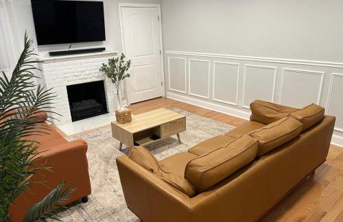 Spacious & Elegant 2 bedroom apartment in the heart of Uniondale - Foto 7