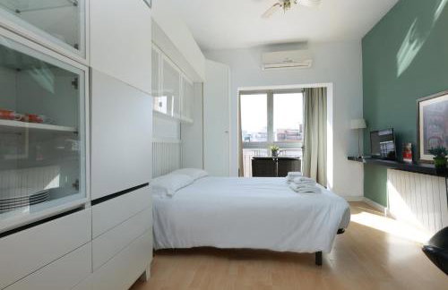 ApartEasy - Lovely Atic in Barcelona - Foto 1