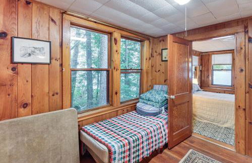 Dock, Beach, Views Rustic Green Lake Cottage - Foto 16