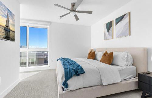 Amethyst Sky Loft - Elevated Two-Story Waterfront - Foto 4