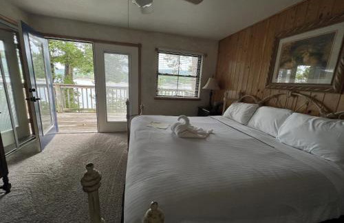 C18, Two bedroom, two bath log-sided loft Harbor North luxury loft cottage with hot tub cottage - Foto 13