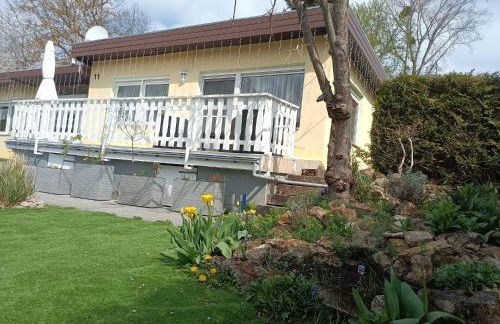 Idyllischer Ferienbungalow in ruhiger Lage mit Pool und großen Garten - Foto 43