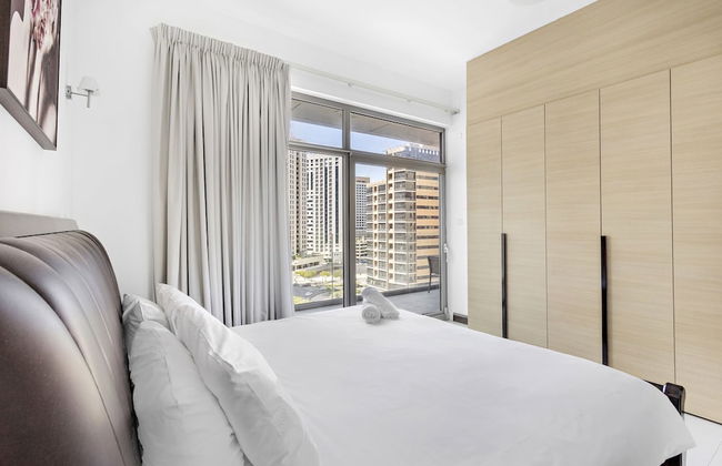 WelHome - Urban Retreat With Terrace And City Views - Photo 3