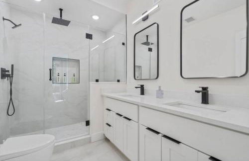 Charming Townhouse in Downtown DC with Rooftop Free Parking and WIFI Capitol Hill 4 - Foto 29