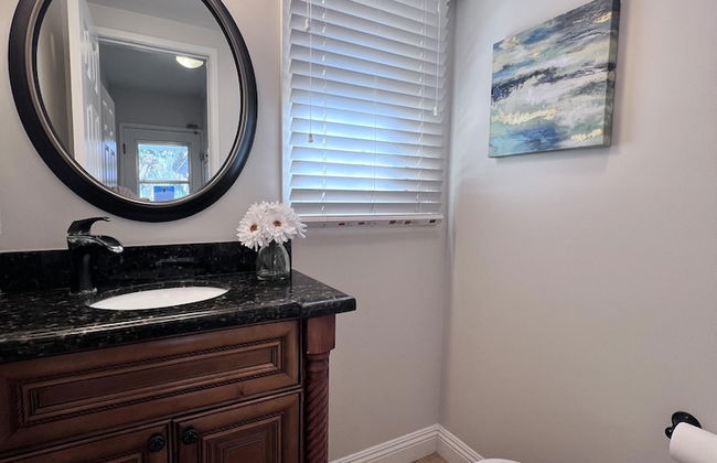 Swanky 5 bedroom 4.5 bath home (3 Master Suites) - Foto 20