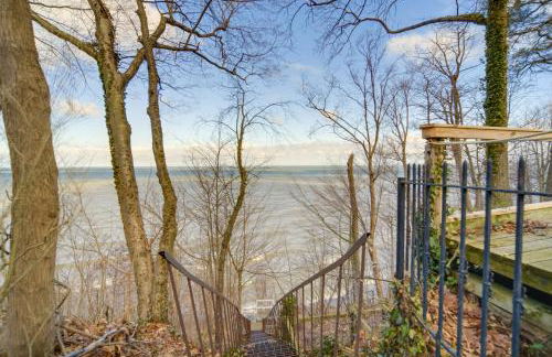 Walk to Lake Erie and Beach Access Home with Deck! - Foto 3