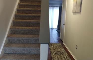 Exclusive Townhome - Central Raleigh Location - Foto 12