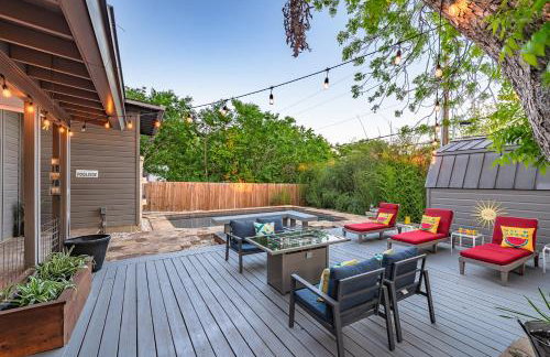 Serene POOL & Firepit in Stunning Home By Airport - Foto 65