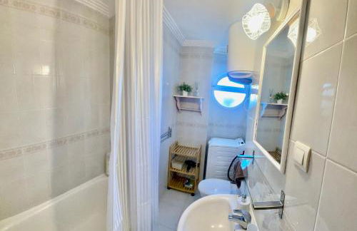 Cosy Studio Apartment By The Sea - Foto 12