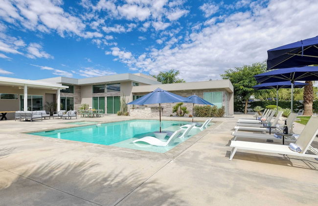 Sleeps 28! 2 Luxe Villas w/ Pool & Putting Green Polo Villas Nova by Avantstay - Foto 67