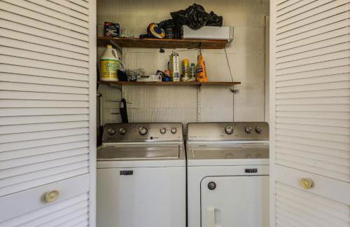 7 Mi to Neuse River! Family Home with Poolside Oasis - Foto 27