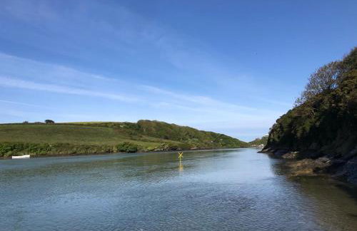 Amazing 2-bedroom apartment with lovely sea views - Foto 43