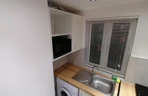 1-Bed Apartment Near Coventry Hospital - Foto 18