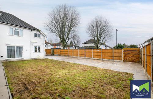 Modern 3 Bedroom House with Spacious Parking, Suitable for Contractors, Insurance Stays and Families near NEC, Solihull, HS2 - Foto 40