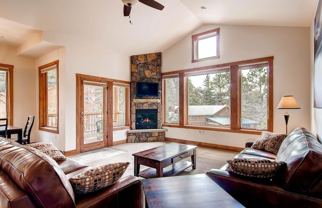 Black Canyon Inn Unit H2 - Photo 1