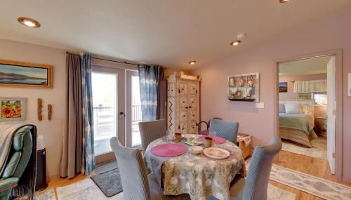 Close to Hot Minerals Soak! Glacier NP Stopover - Foto 3