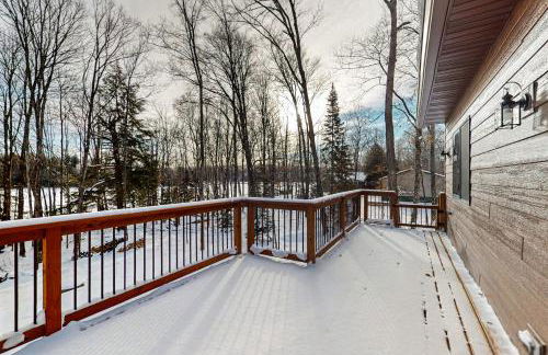 The Lake House - Photo 32