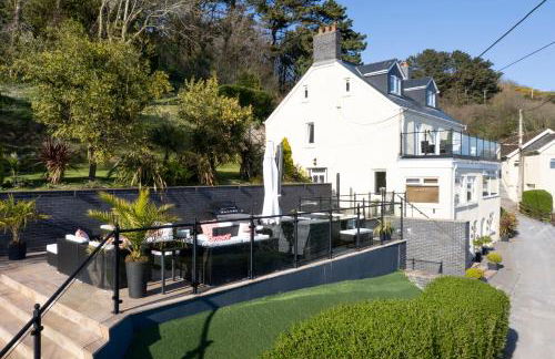 Pendine Sands Edith Villas - a luxury seaside home with beautiful sea views - Photo 9