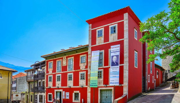 Free tour por Llanes - Foto 3, Casa de estilo indiano en Llanes