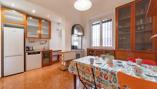 4 Min from Porta Genova Station with Whirlpool - Foto 5, stove, dishwasher