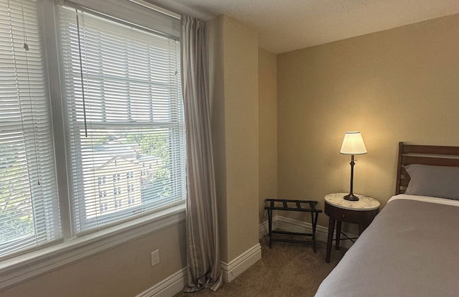 3BR near BJ Hospital Forest Park STLZoo - Photo 6