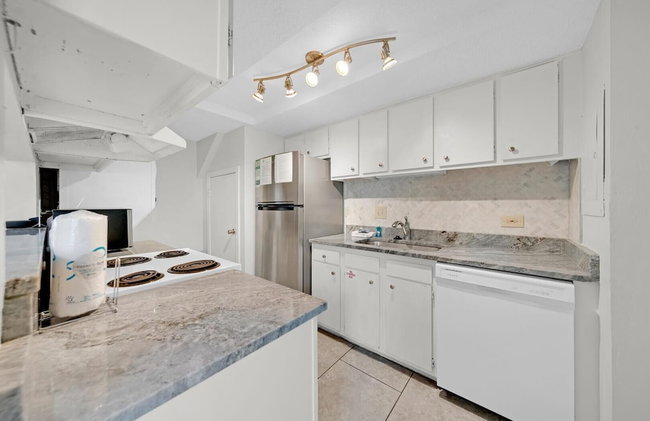 Southbay by the Gulf 90 only 75 Yards to the Beach Updated Townhome - Foto 11