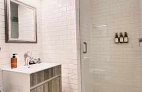 Extra-Large Downtown 5B2B Apt with Private Kitchen, Near Brown, Walk to Convention Center & PPAC - Foto 10