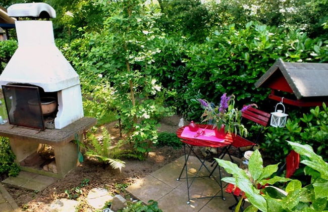 Lush Bungalow in Beek Gem Montferl& with Hot Tub - Photo 30