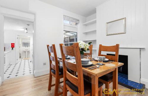 Stylist and Cosy 3 Bed House Leytonstone Sleeps 7 - Foto 9
