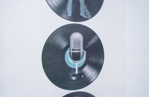 Incredible Home With Games Room, Sleeps 8, Parking Included, Perfect For Groups, Families, Contractors, Professionals - Photo 68