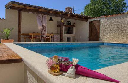 Charming villa Eleonora with pool near Pula - Foto 6