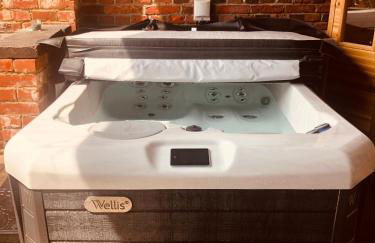 Altes Gewölbe mit Sauna und Whirlpool im Außenbereich - Foto 11