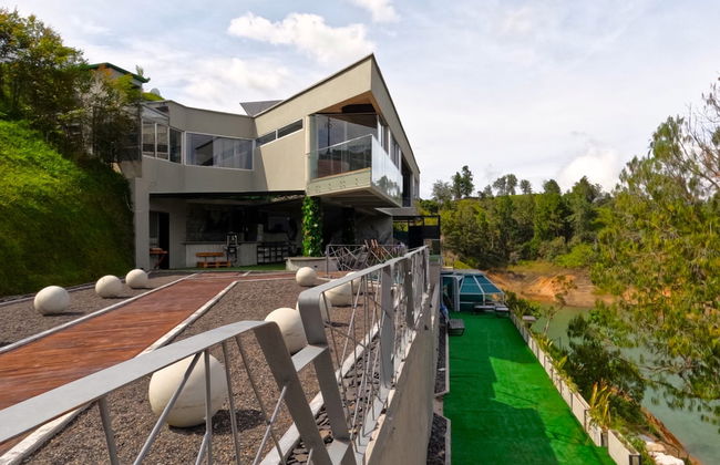 EleMYNT LifeStyle Hotel - Foto 1