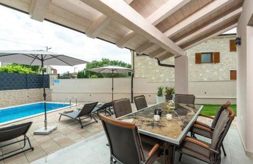 Villa Ajlin with Private Pool - Foto 7