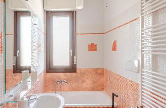 Spacious, with private Parking, 2 bedrooms 2 bathrooms - Comfortable and Bright Apartment in Florence with Private Parking Garage - Just Few Minutes walking From Historic Center - Foto 26