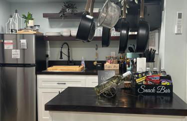 Tiny Home Hot Tub Privacy Fence Fire Pit Peaceful Neighborhood near Bogue Chitto State Park - Foto 8