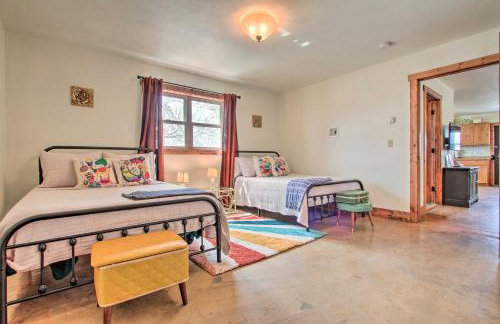 Chic Retro Retreat in Choteau Walk to Dtwn! - Foto 17
