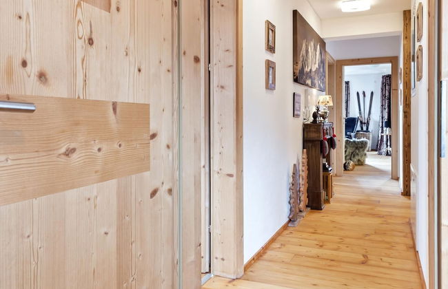 Unique & Exclusively Furnished Chalet near Ski Lift - Foto 21